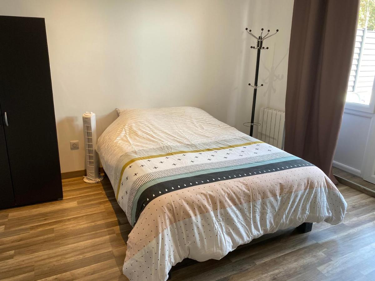 Legend- Parking Prive Gratuit- Terrasse Privee- Wifi - Convert - Alimentec Bourg-en-Bresse Exterior photo