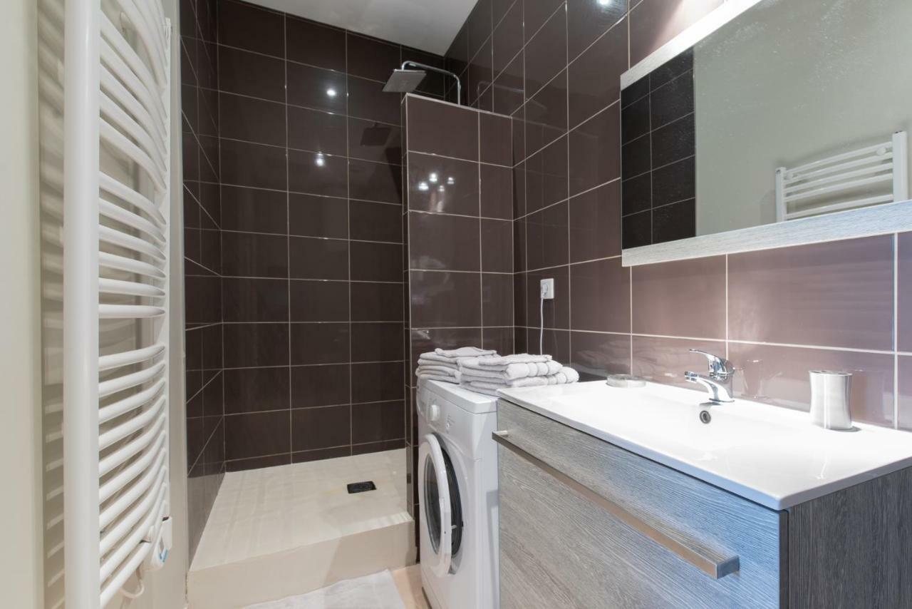 Legend- Parking Prive Gratuit- Terrasse Privee- Wifi - Convert - Alimentec Bourg-en-Bresse Exterior photo